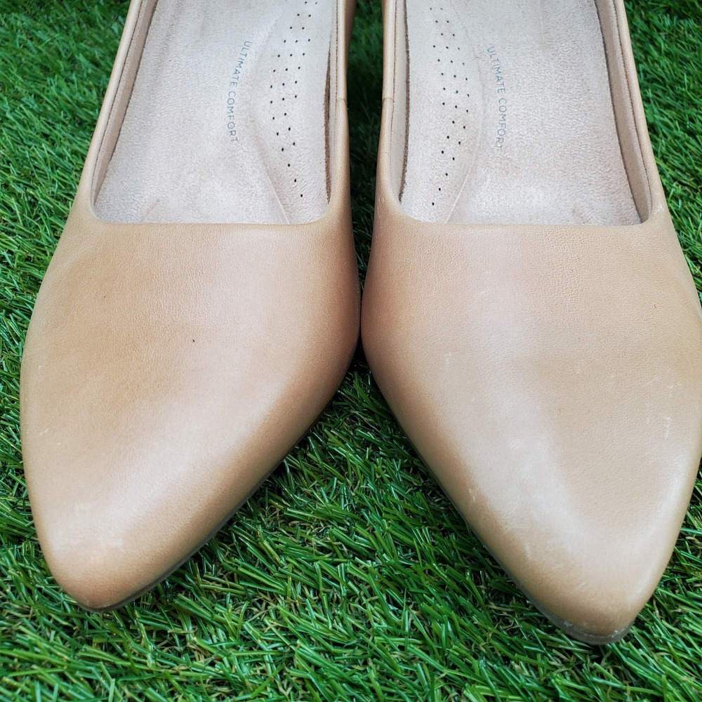 Clarks Kataleyna Gem SIZE 9 Women's Leather Pointed Toe Pumps Warm Beige - Picture 8 of 9